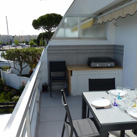 Sol-Y-Days Darse, Superbe Appartement De Type Marina Avec Belle Terrasse Vue Port De Plaisance Le Grau-du-Roi Exterior photo